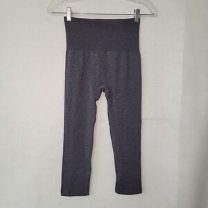 Warners Blissful Benefits‎ Leggings Womens S/M Grey Stretch Seamless Cropped